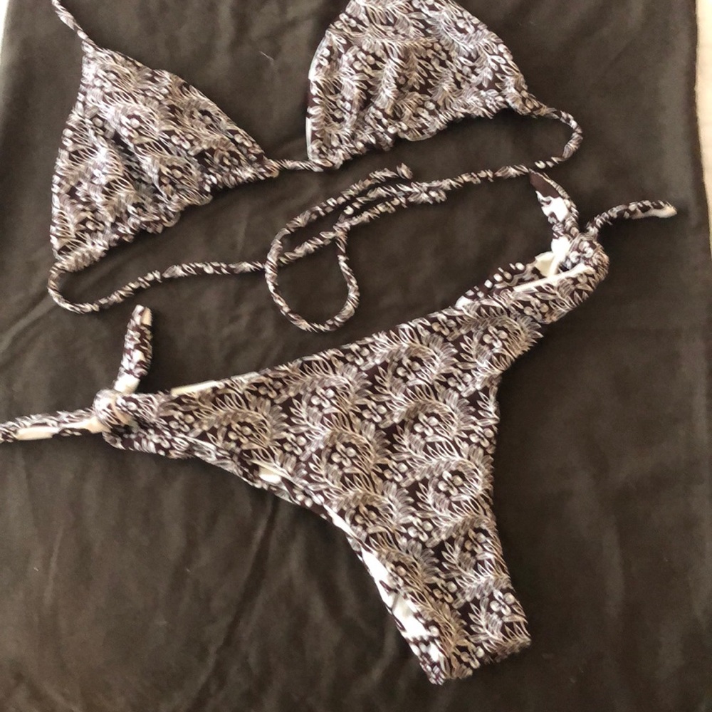 Brn/Wht reversible bikini Brn/W (M) triangle/tie